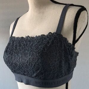 VICTORIAS SECRET LOVE CLOUDLace Straight-Neck Grey Lounge Bra | L